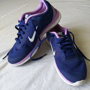 Purple/lila Nike Flex